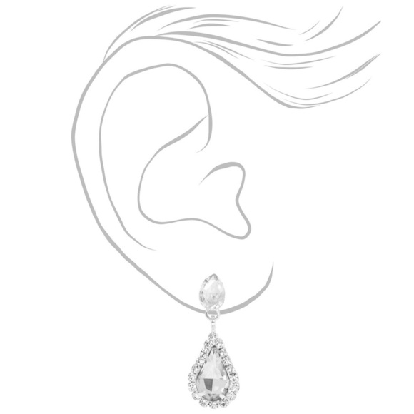 Claire's Silver Crystal Teardrop V-Neck Necklace and Earring Set - Picture 2 of 12